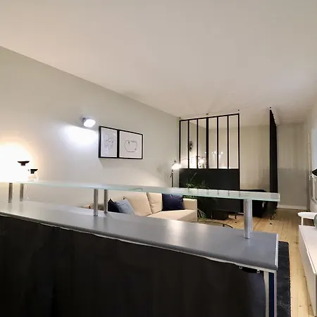 Apartment Paris-pere Lachaise